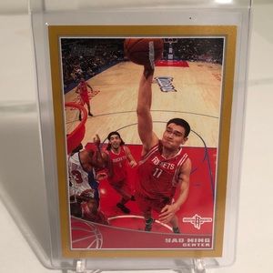 Yao Ming gold topps card /2009